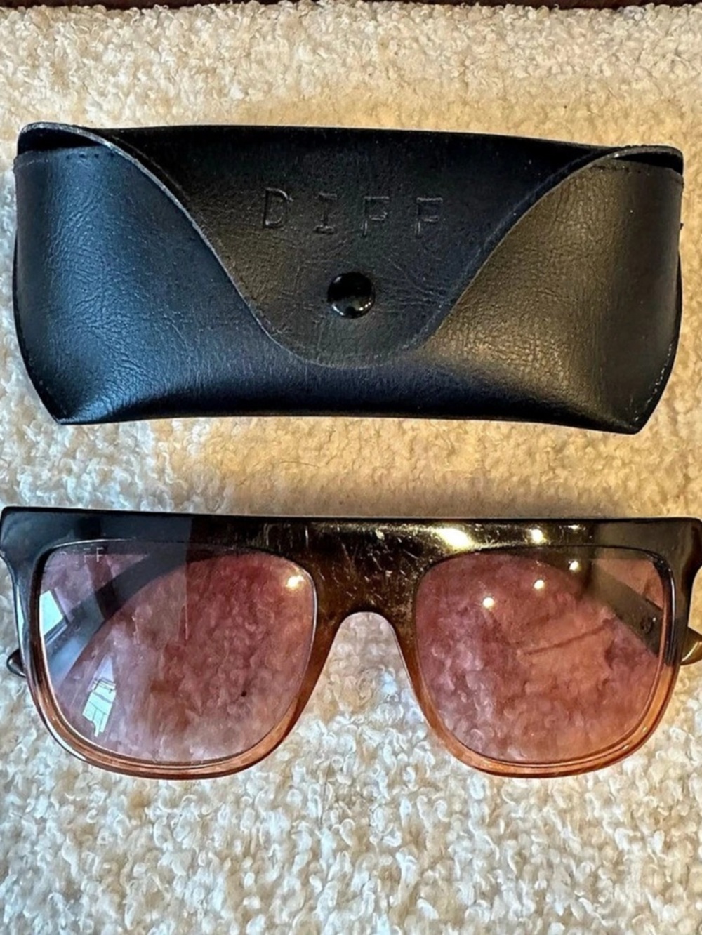 DIFF Brown & Pink Oversized Sunglasses